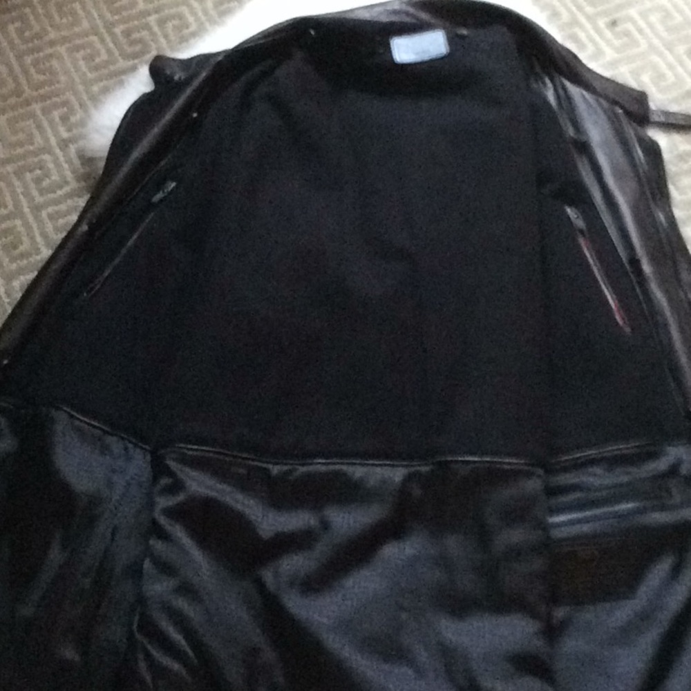 Jacket - Picture 5 of 8